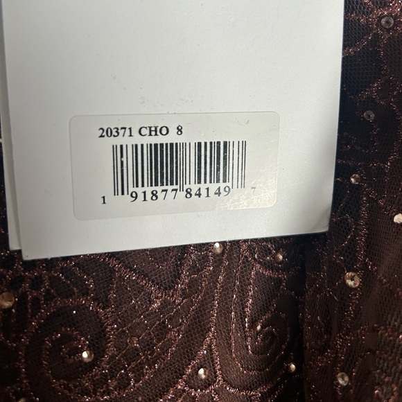 Mac Duggal 20371 NWT EMBELLISHED CAP SLEEVE A LINE DRESS - Picture 11 of 12